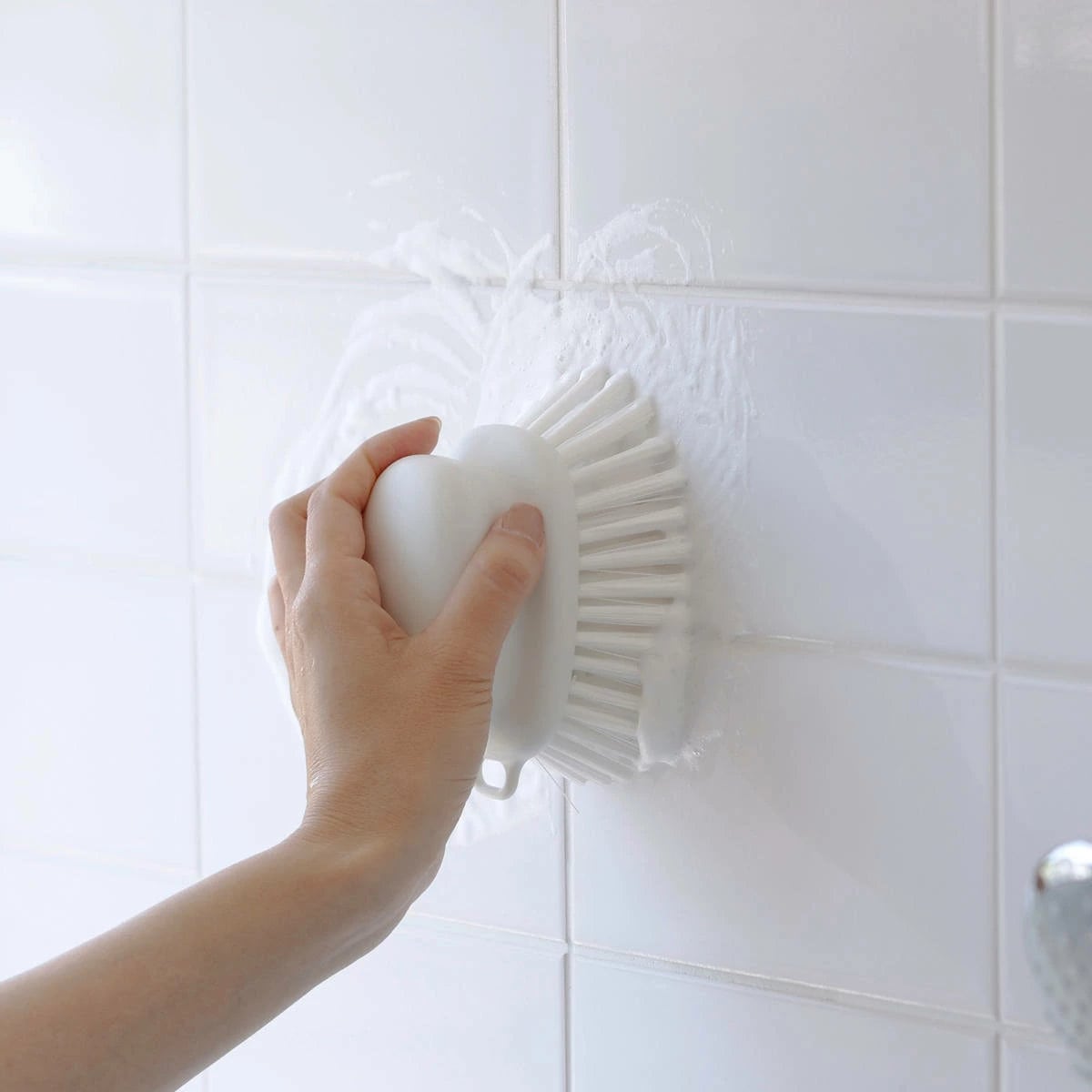 marna マーナ お風呂のブラシセット W671 W672 ( バスブラシ 風呂清掃 バス清掃 掃除 清掃 床 壁 バス用品 掃除用具 タイル お風呂 ブラシ たわし ホワイト 白 ) 【ホワイト】 ホワイト