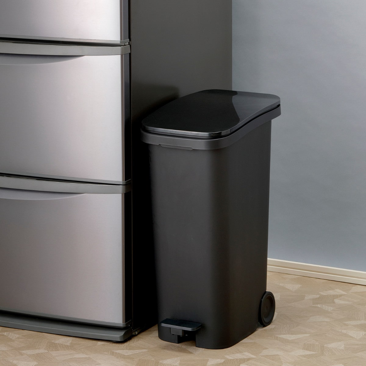 ゴミ箱 31L スムース ペタル ダストボックス ( ごみ箱 31リットル ペダル式 キャスター 付き シンプル スリム おしゃれ 袋止め付き 袋が見えにくい キッチン ホワイト ブラック メタル ウッド 木目 ) 【ウッド】 ウッド