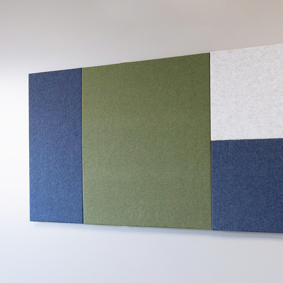 吸音パネル オフィスウォール 90×90cm マグネット設置 REMUTE ( 吸音 パネル 壁面 壁 オフィス リモートワーク ブース 会議室 ミーティング 応接室 防音 吸音材 音漏れ 軽減 おしゃれ インテリア 正方形 ) 【ネイビー】 ネイビー