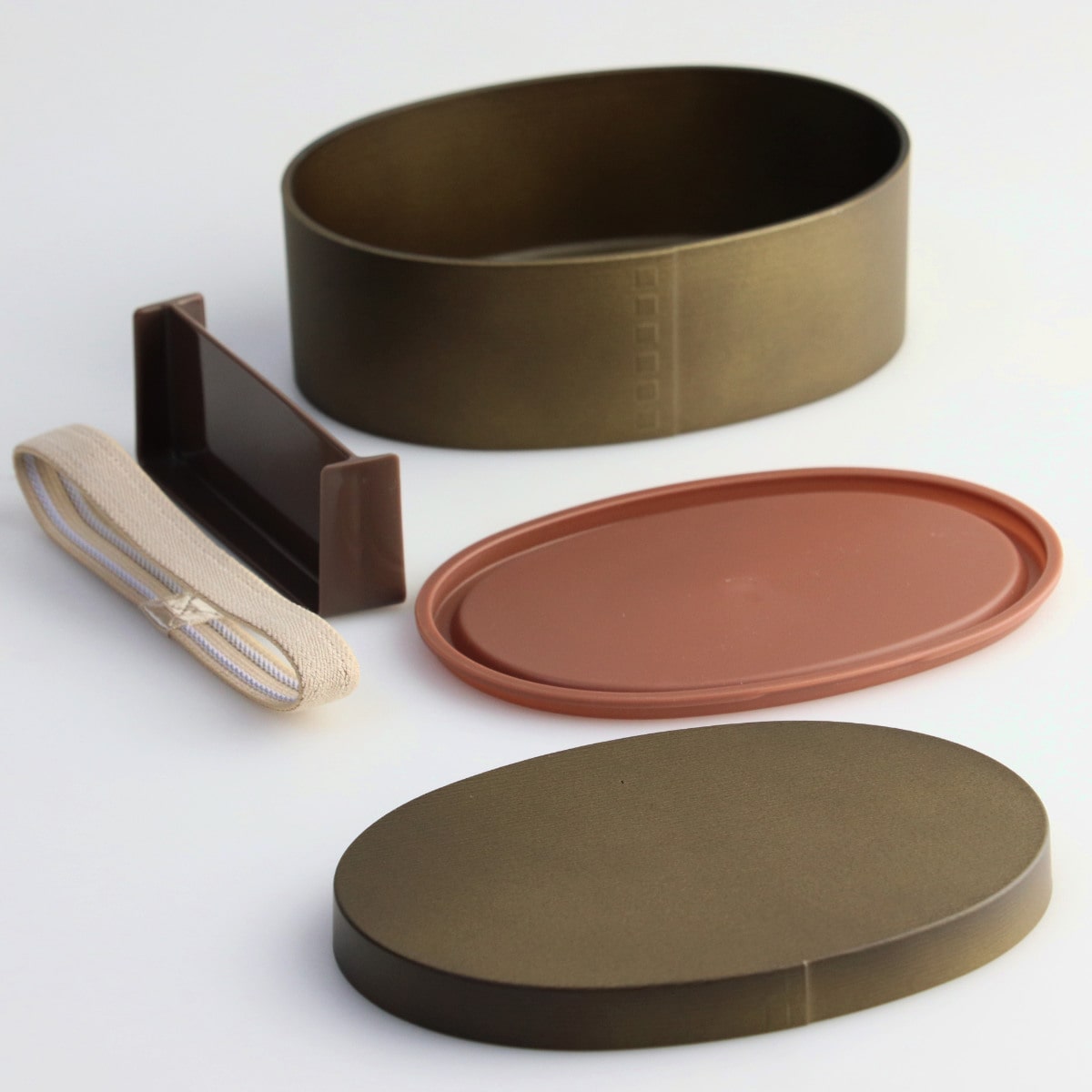 お弁当箱 曲げわっぱ一段弁当 大 1段 800ml ( 弁当箱 わっぱ弁当箱 ランチボックス レンジ対応 食洗機対応 日本製 プラスチック 曲げわっぱ風 曲げわっぱ お弁当 弁当 一段 小判型 仕切り付き ランチバンド付き 大人 大容量 ) 【サンドベージュ】 サンドベージュ