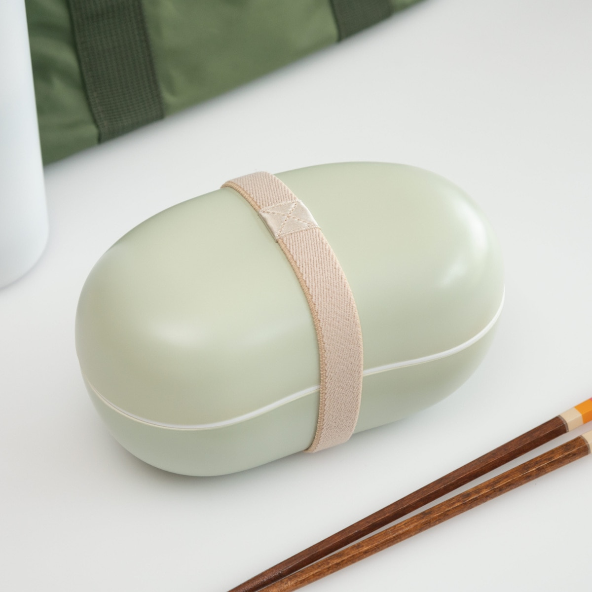 弁当箱 1段 360ml さっと洗えるお弁当箱 ビーンズ ( お弁当箱 ランチボックス 食洗機対応 レンジ対応 ドーム蓋 女子 大人 日本製 食洗機OK レンジOK お弁当 弁当 一段 ランチバンド付き ドーム型 女性 おしゃれ ) 【イエロー】 イエロー