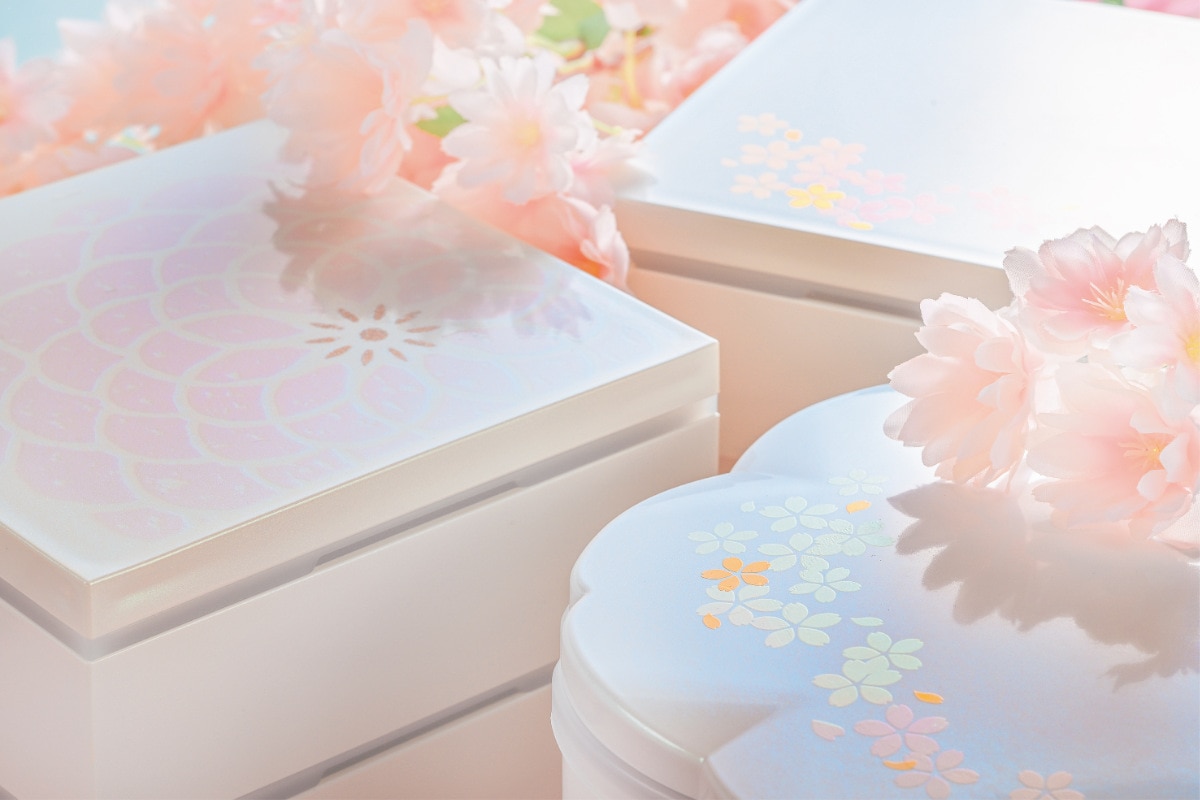 お重 2段 15.0角二段重 百華 ( 重箱 二段重 弁当箱 15cm 1400ml 1~2人用 2人 二段 日本製 おしゃれ お重箱 御重 2段重 行楽弁当箱 お正月 運動会 おせち料理 花 内蓋付き ) 【ピンク】 ピンク