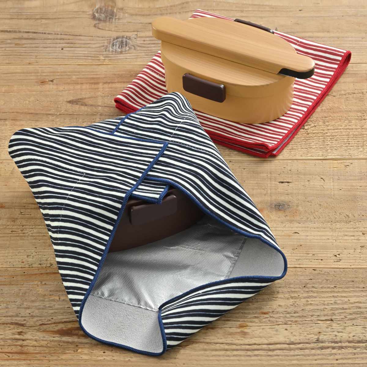 ランチクロス 38×38cm さっと包める小風呂敷 ( お弁当包み 風呂敷 裏面保冷シート 正方形 お弁当箱入れ 弁当箱 弁当 ランチボックス ケース 包み シンプル ) 【ピンク】 ピンク