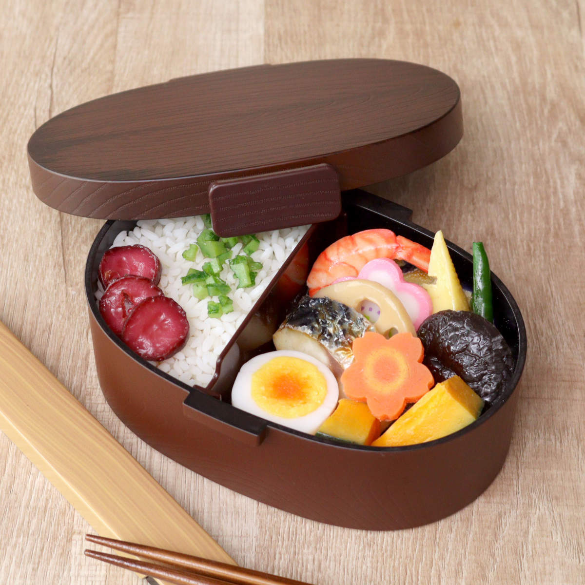 弁当箱 さっと洗えるお弁当箱 プレミアム 木目小判弁当 大 800ml タイト式 ( お弁当箱 ランチボックス レンジ対応 食洗機対応 一段 木目調 レンジOK 食洗機OK 弁当 お弁当 仕切り付き 大人 1段 日本製 ) 【栃木目】 栃木目