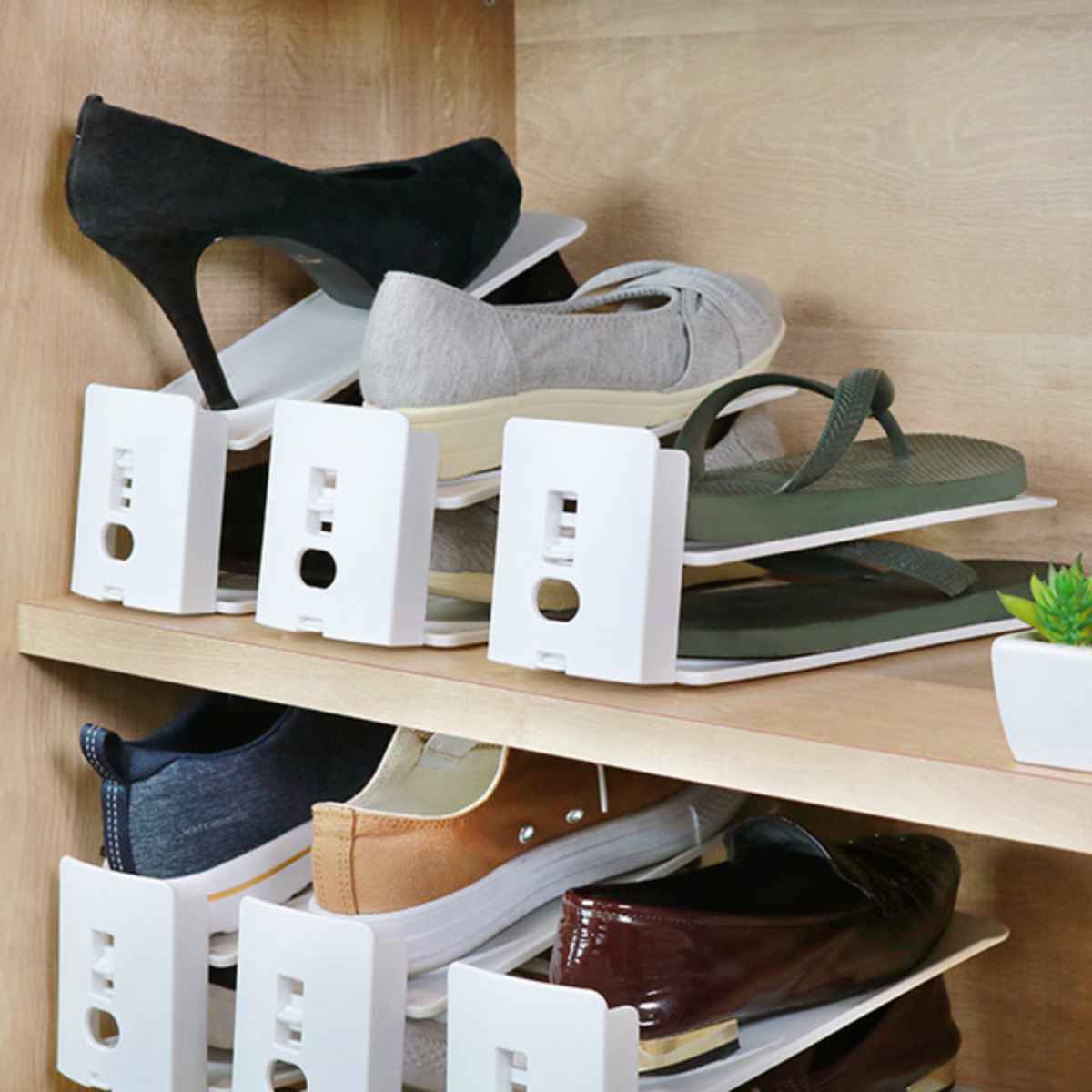 靴ホルダー 高さ調整可 10個セット ( 下駄箱 靴 ホルダー 10個 玄関 下駄箱収納 靴収納 玄関収納 省スペース スリム 高さ調節可能 シューズホルダー 靴スタンド 下駄箱整理 靴箱 整理 日本製 )