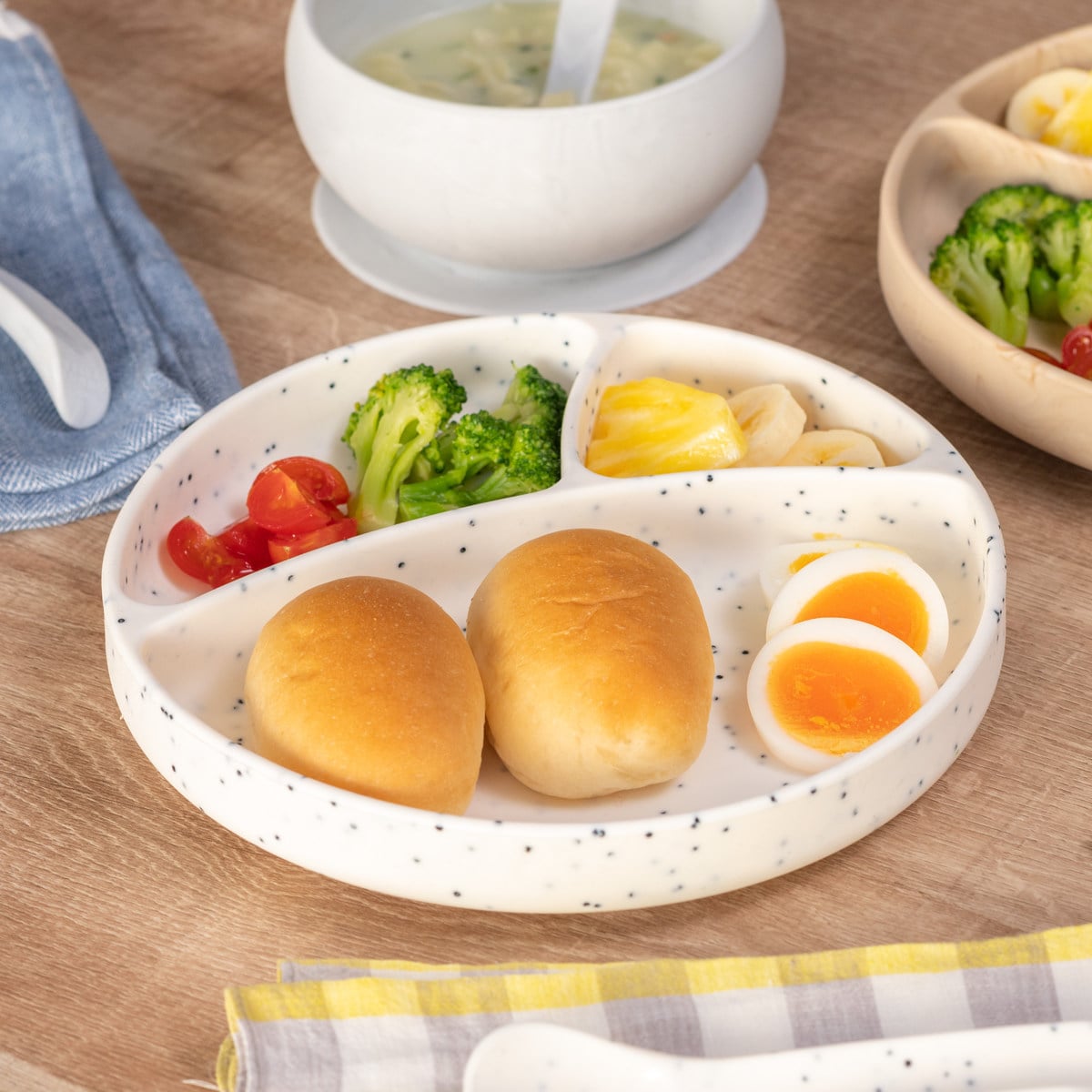 BELLA TUNNO ベビー食器 ひっくり返らない ランチプレート ボウル スプーン2本セット ( ベラトゥーノ 吸盤 シリコン お皿 離乳食 食洗機対応 食器セット プレート 食器 安心 安全 出産祝い おしゃれ ギフト 電子レンジ対応 ) 【WOOD】 WOOD