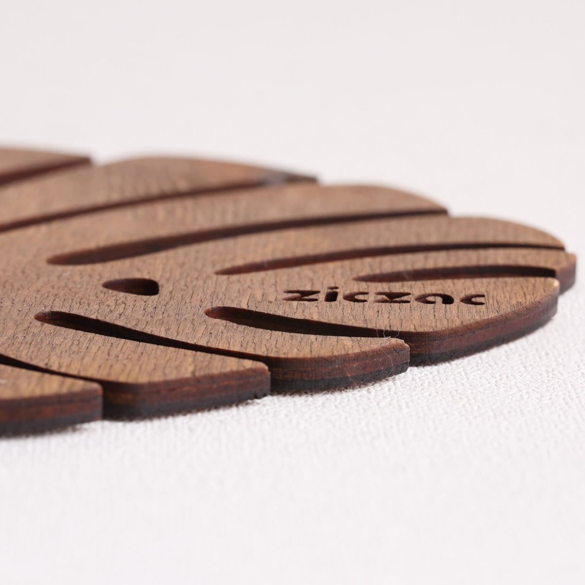 鍋敷き 木製 ZICZAC BIRCH Trivet Monstera ( ジックザック 木製鍋敷き なべ敷き 鍋敷 鍋しき 鍋置き 木製プレート 天然木 木 バーチ材 モンステラ ナチュラル インテリア ) 【WENGE】 WENGE