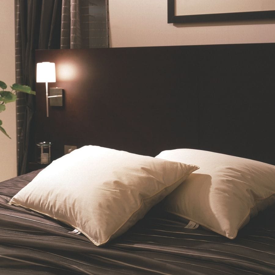 まくら ピロー 日本ベッド Refworge(リフワージュ)LOW LOW