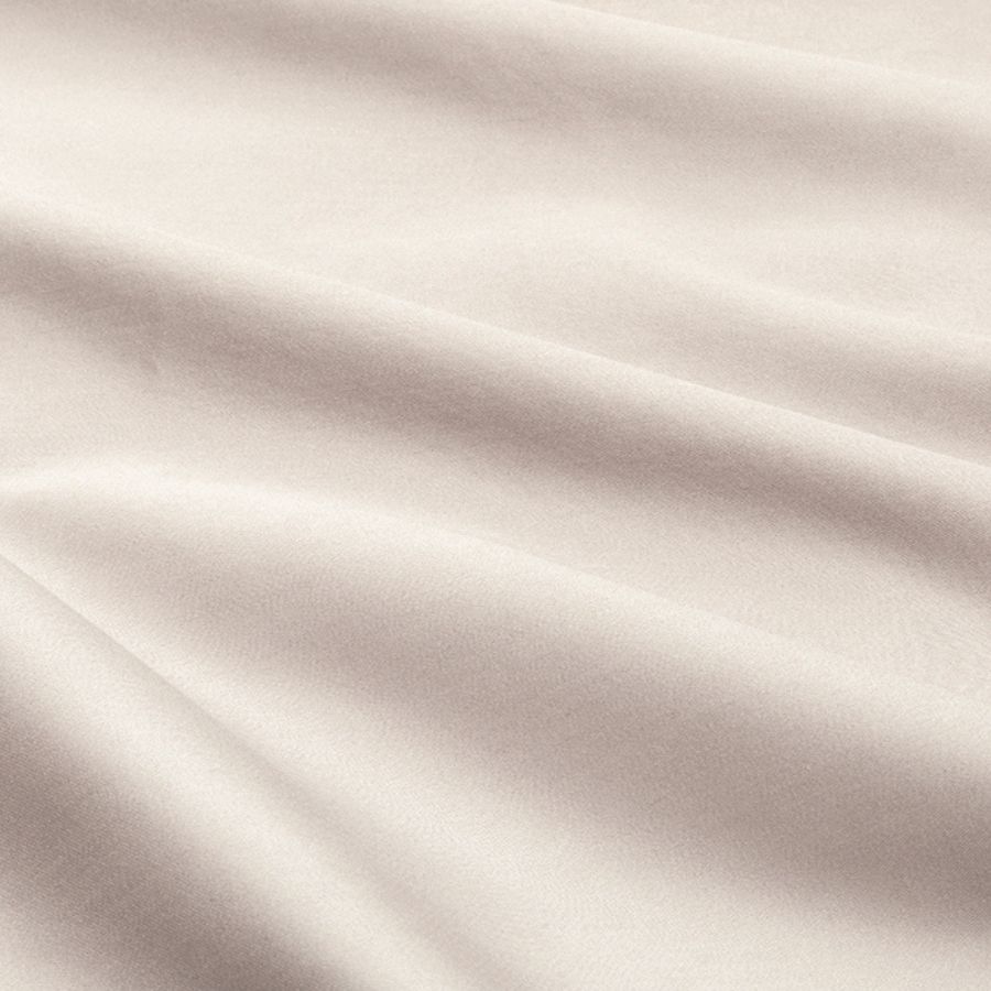 エクリュホワイト