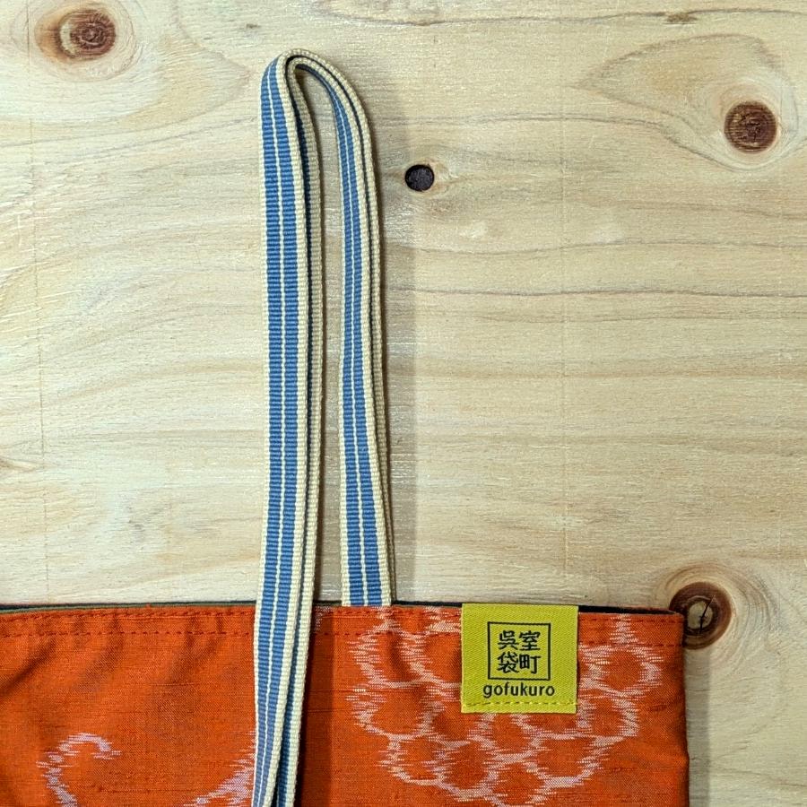 バッグの持ち手のカラー