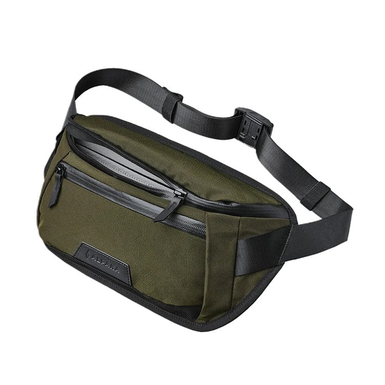 アーミグリーン