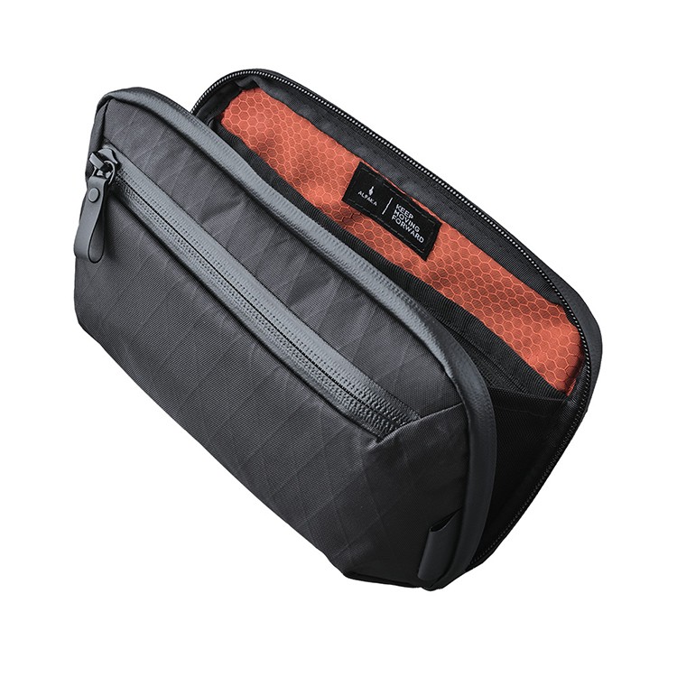 [ALPAKA]ELEMENTS TECH CASE MINI ブラック