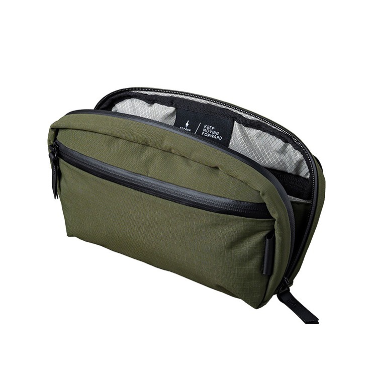 [ALPAKA]OILETRY BAG グリーン