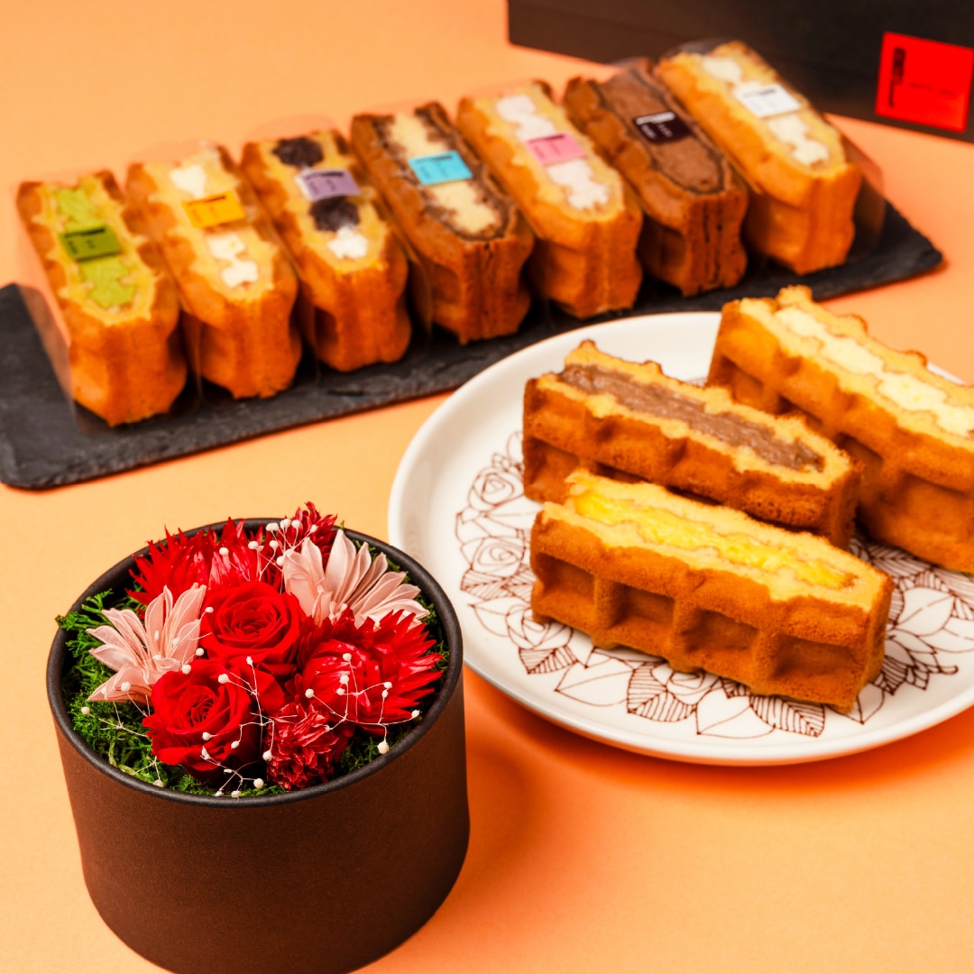 フラワ―ドーム付ワッフルケーキ10個レッドお中元 2026 お中元 お菓子 スイーツ 贈り物 ギフト 誕生日