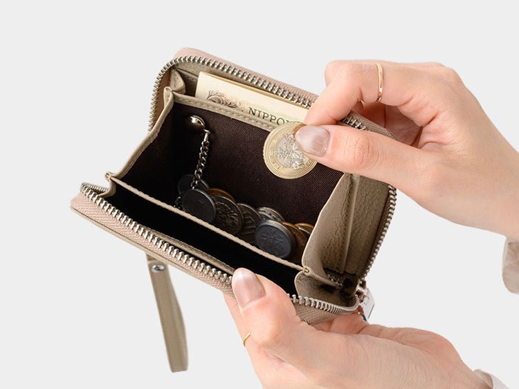 MILAGRO シュリンクレザー・ストラップ付きラウンドジップカードウォレット・オレンジ オレンジ