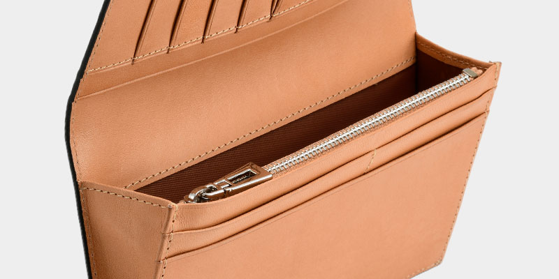 MILAGRO 伊・ボナウド社パルメラートゴート 長財布