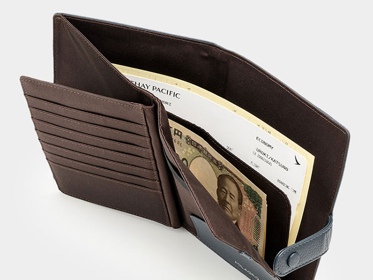 MILAGRO シュリンクレザー・マルチウォレット(パスポート、お薬手帳)・トープ トープ