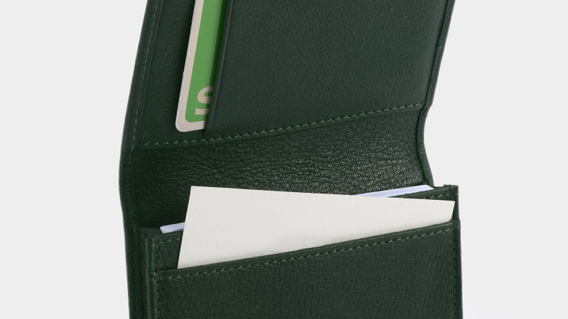 MILAGRO 牛革ソフトミリング・通しマチ名刺入れ・ブラック ブラック