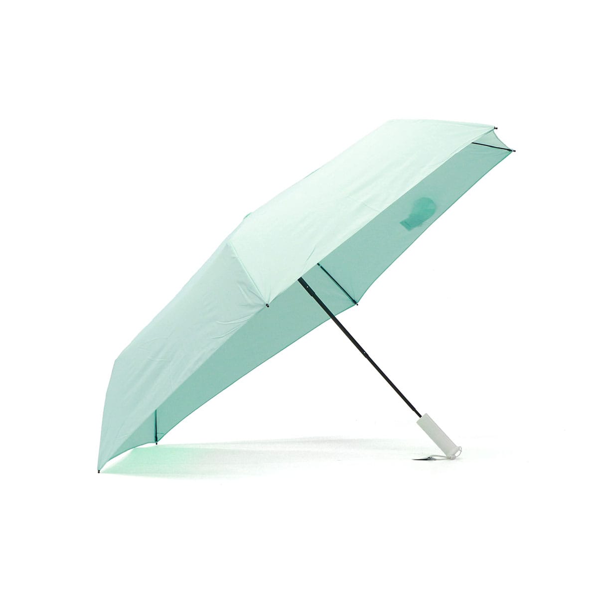 ライトグリーン