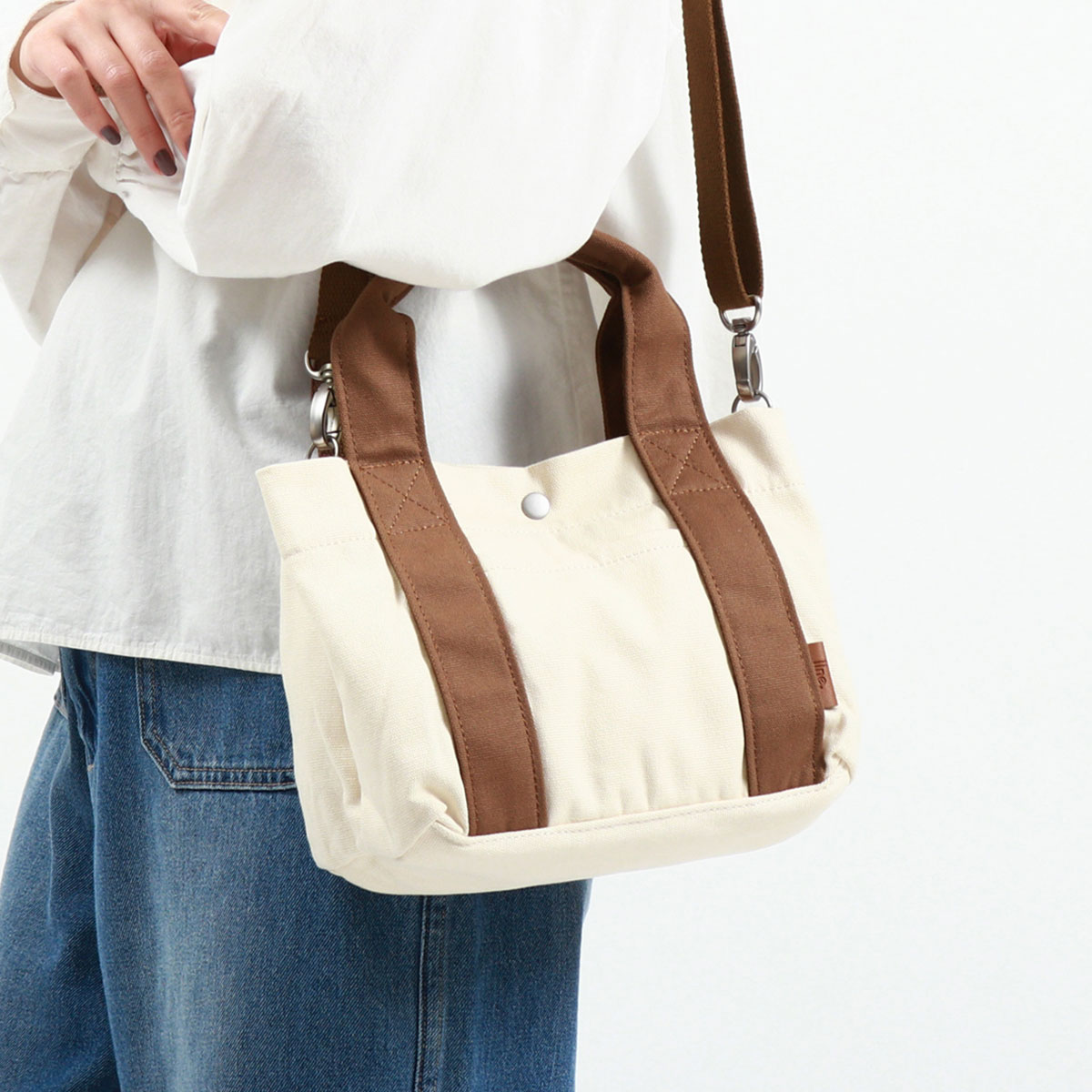 アイボリーxブラウン