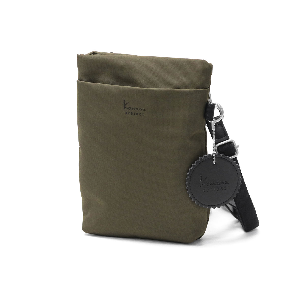 カーキブラウン