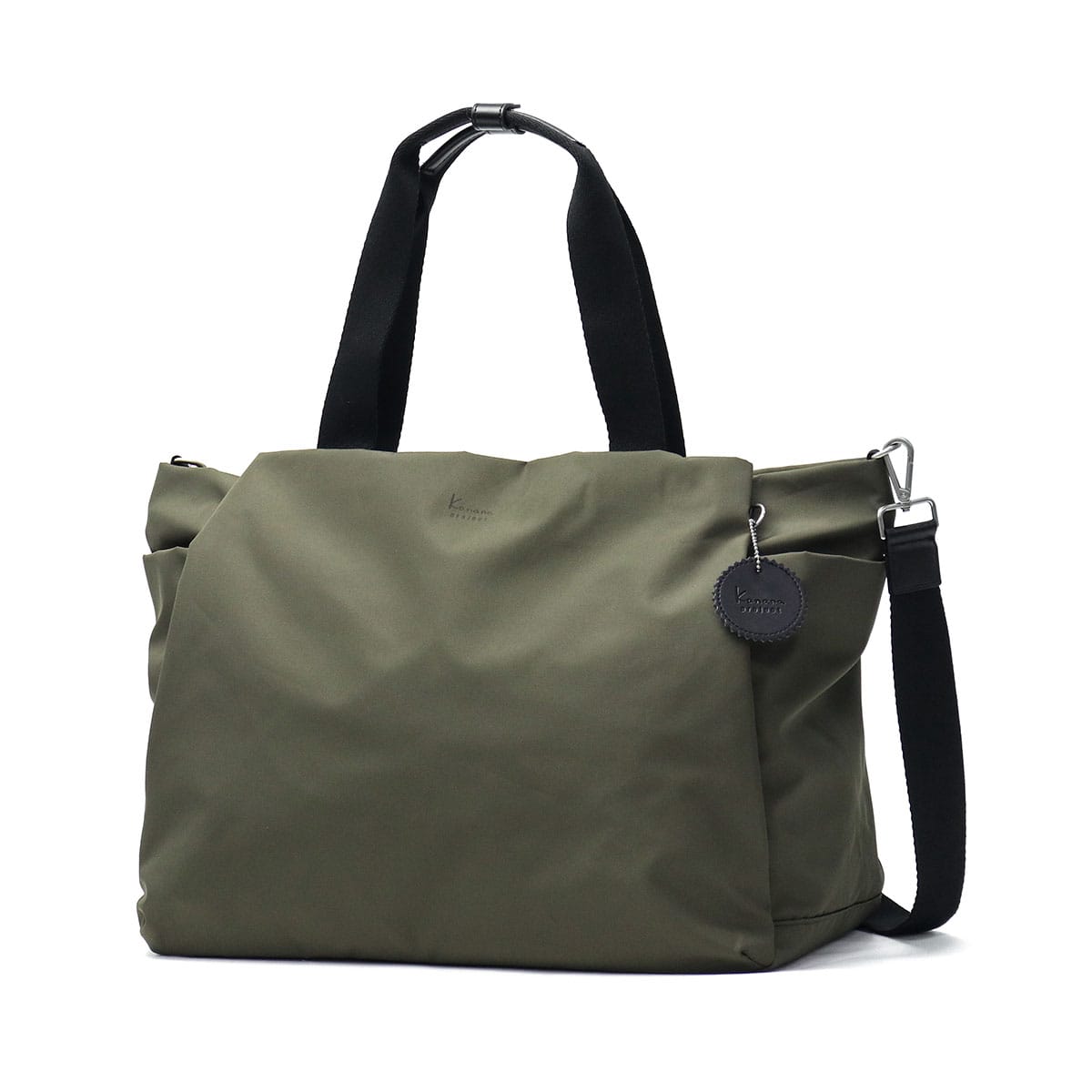 カーキブラウン