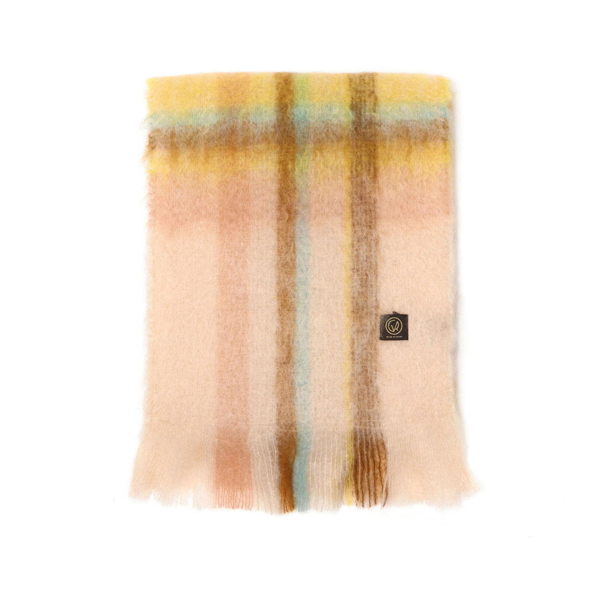 サーモンピンク