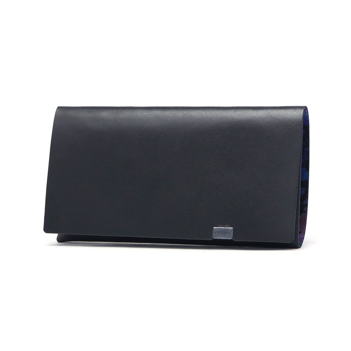 ブラック×オーロラ