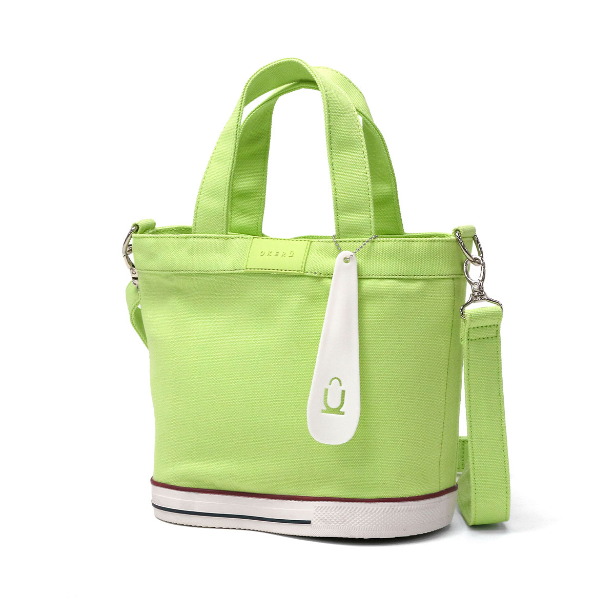 ライトグリーン