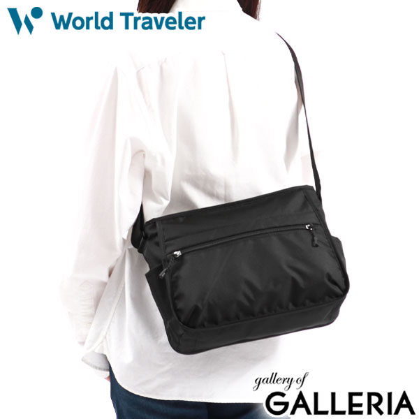 ワールドトラベラー ショルダーバッグ World Traveler デネブ 斜めがけ バッグ 小さめ B5 軽量 軽い 横型 ファスナー カジュアル 旅行 大人 メンズ レディース 17222