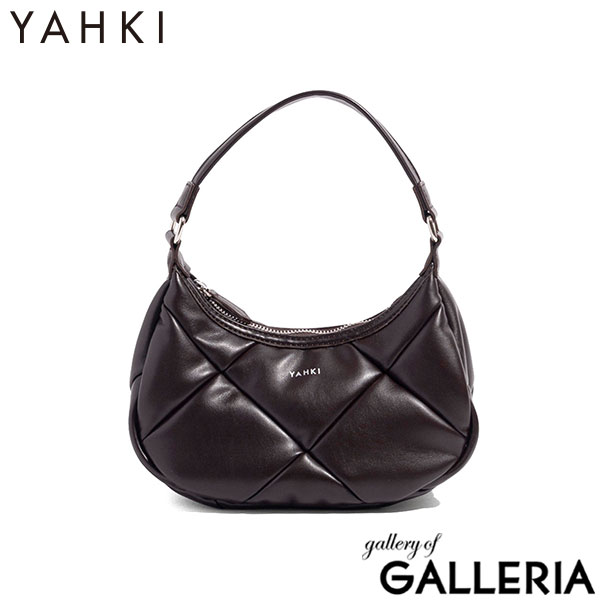 ヤーキ ハンドバッグ レディース 小さめ YAHKI バッグ 軽量 軽い ブランド コンパクト ミニ 上品 大人 おしゃれ かわいい シンプル キルティング ハーフムーン フェイクレザー FAKE LEATHER HAND BAG YH-745