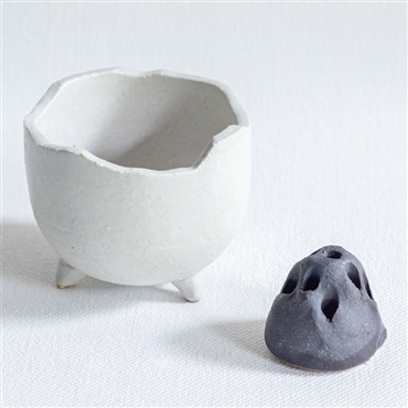 スケーター ミニ一輪挿し (信楽焼) 鴻月 白 KOSMH1